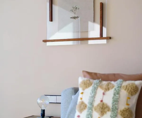 Desconecta2 By Vicoba Otel Monesterio