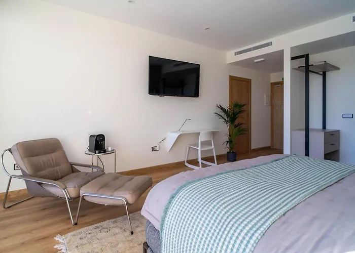 Desconecta2 By Vicoba Отель Монестерио