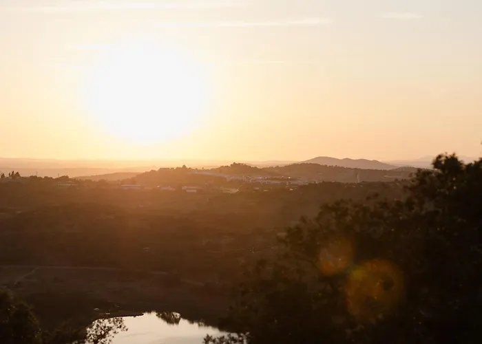 Desconecta2 By Vicoba 5* Монестерио